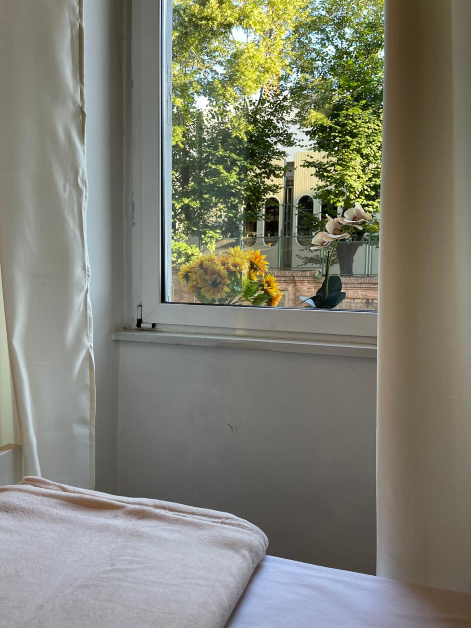 Bed and Breakfast Holiday Colosseum Рим Екстер'єр фото